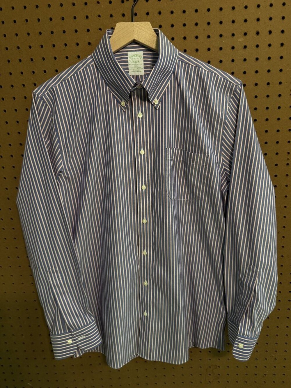 Brooks Brothers Button-Down Shirt Slim Fit Blue Red White Stripe Oxford 15.5 33